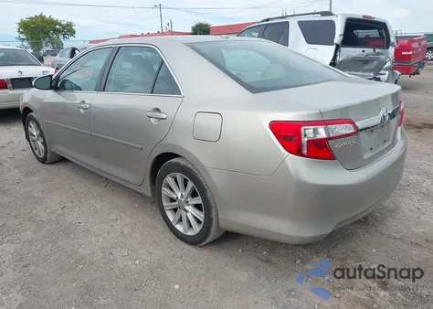 2013 Toyota Camry Xle z USA, uszkodzony, nr VIN 4T1BF1FKXDU683034